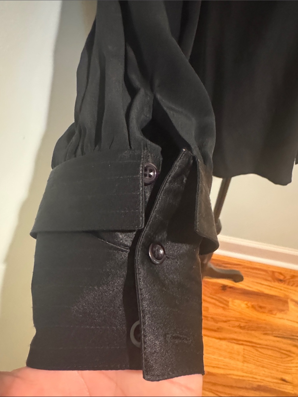 Vintage silk Francesca of Damon Black Long-Sleeve Collared Women's Blouse - Picture 4 of 13